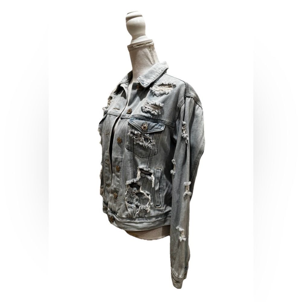 Forever 21 Distressed Light Wash Denim Jacket Small - Picture 3 of 8